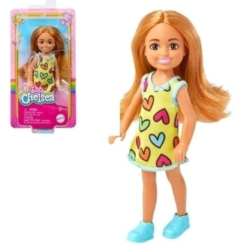 Boneca Barbie Chelsea 14 cm Cabelo Castanho Claro Vestido Corações Tênis Azul HNY57 Mattel