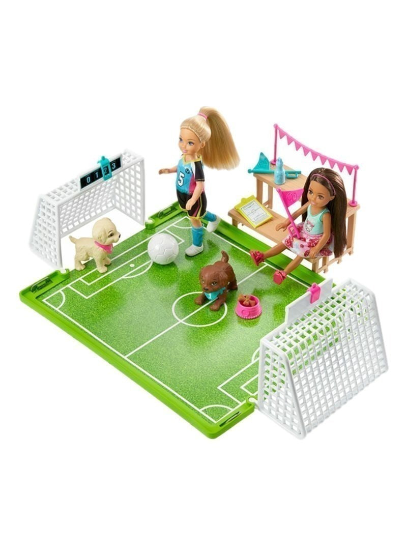 Boneca Barbie Mattel Dreamhouse Futebol com Cachorrinhos